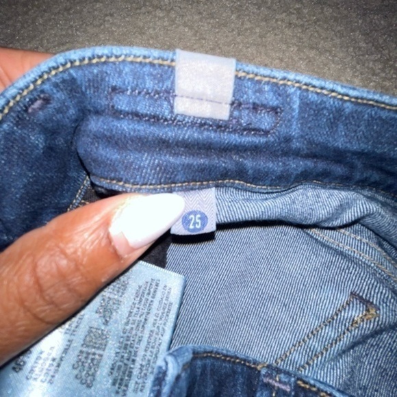 🔥Citizens of Humanity high end jeans! Like new super comfy!🔥 - Picture 3 of 5